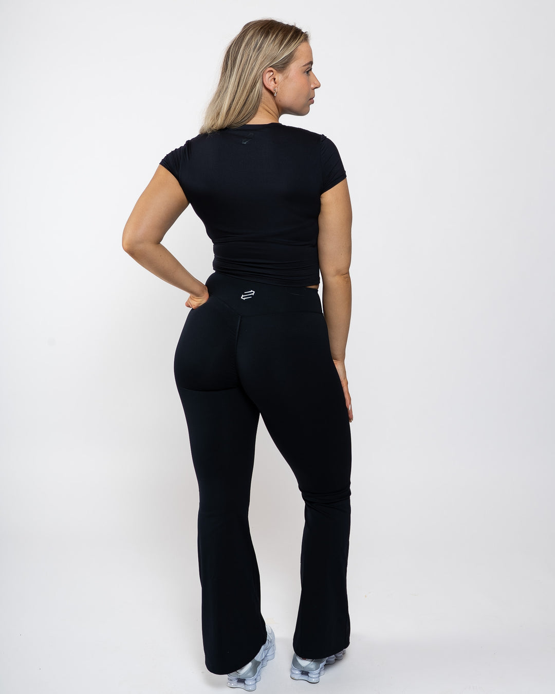Origin Flow Crop Tee - Black