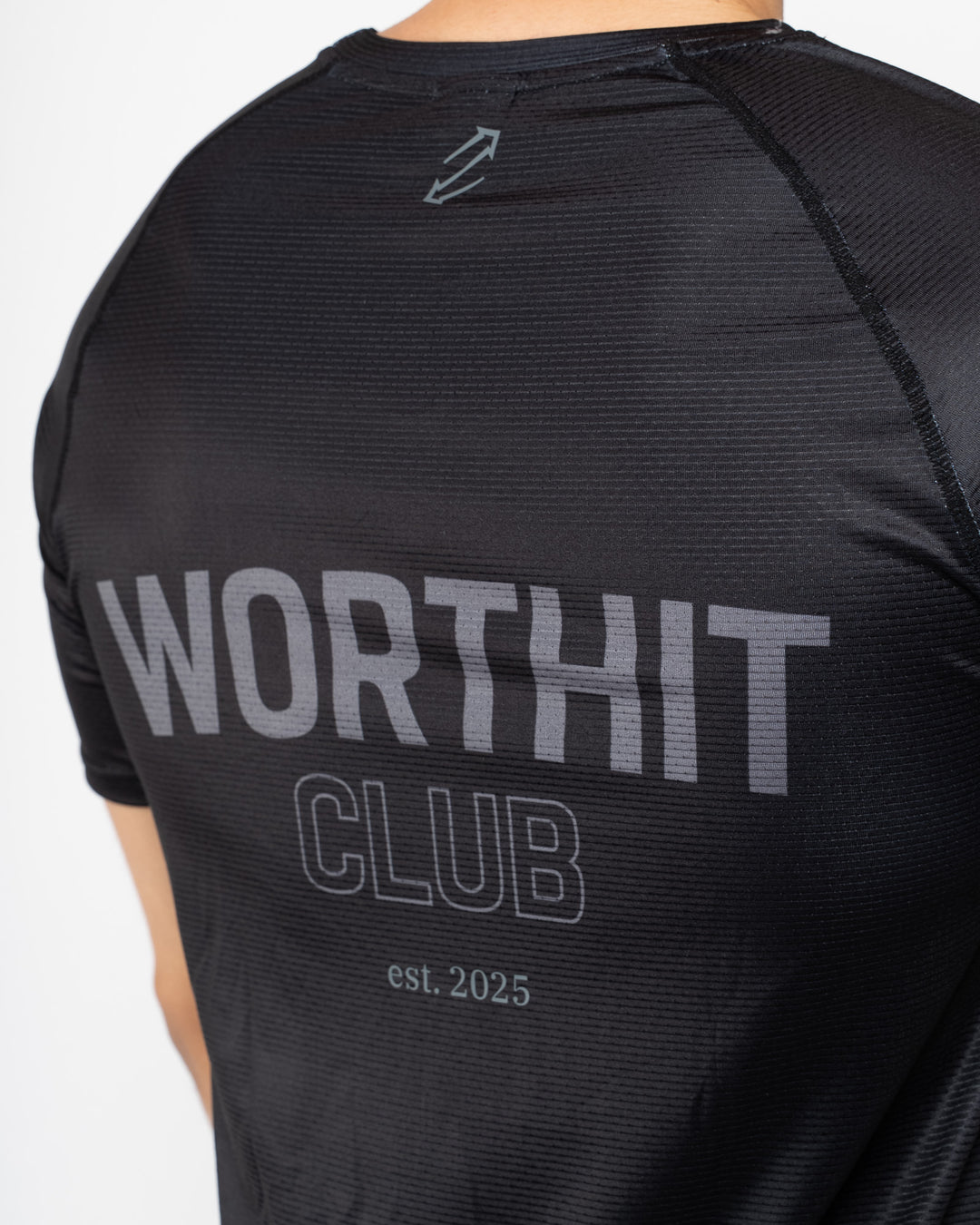 T-SHIRT - PUSHING LIMITS (ZWART/ZWART)
