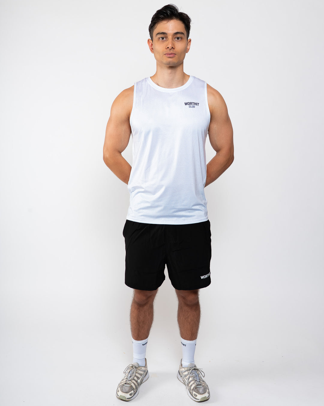 T-SHIRT - PUSHING LIMITS (ZWART/ZWART)