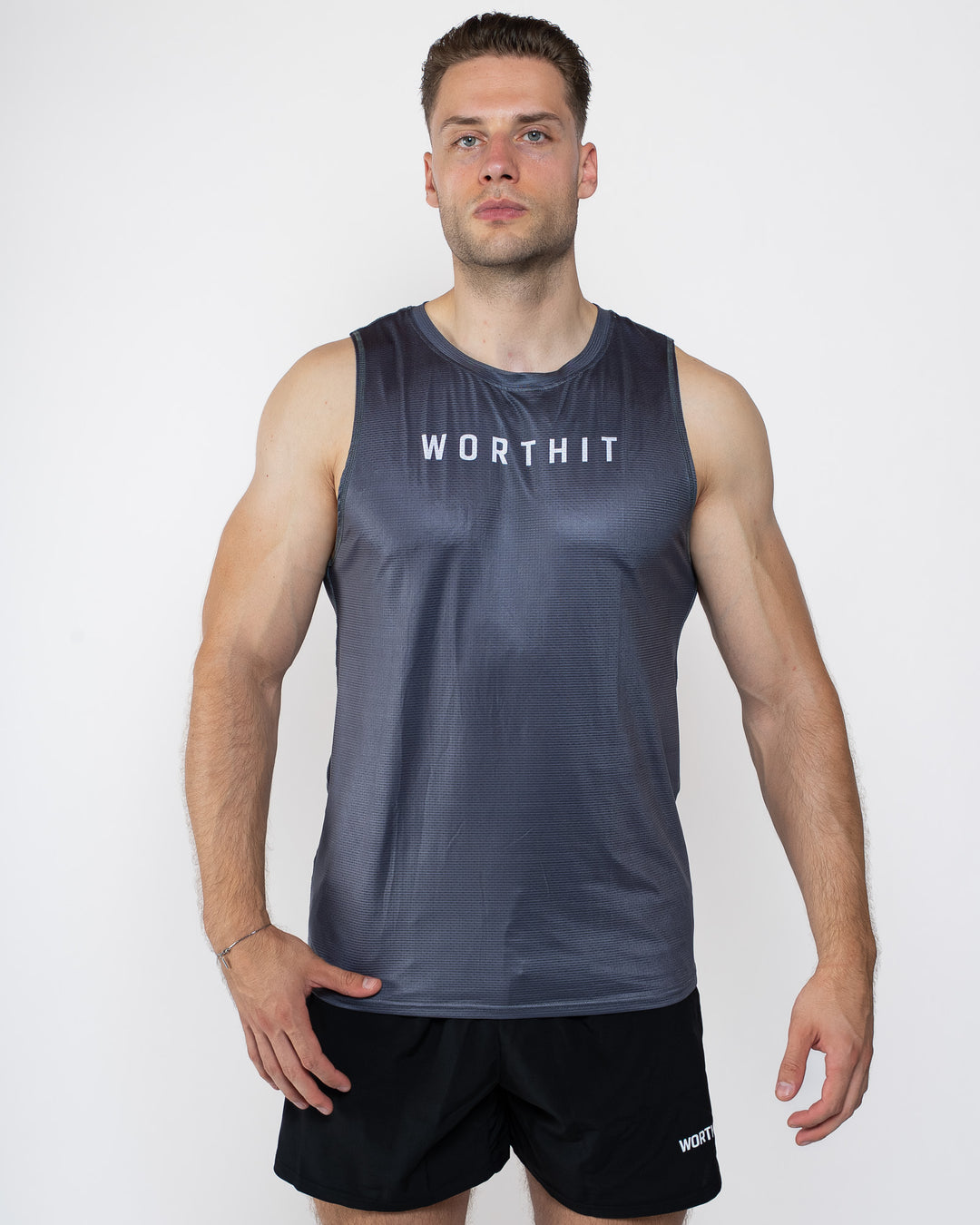 T-SHIRT - PUSHING LIMITS (ZWART/ZWART)