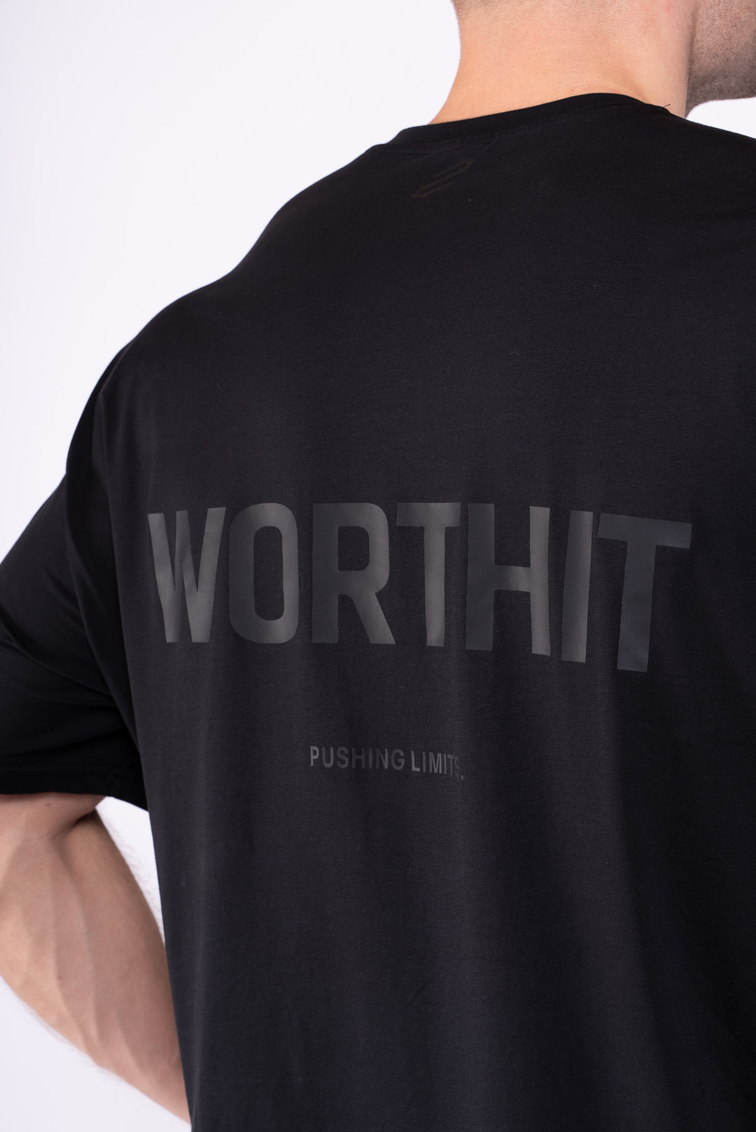 T-SHIRT - PUSHING LIMITS (BLACK/BLACK)