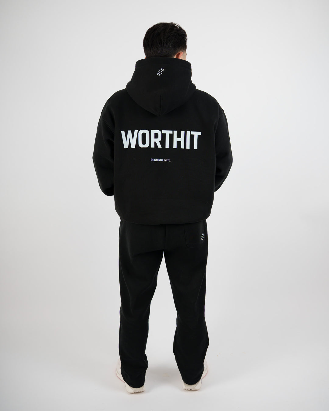 SWEATPANTS - PUSHING LIMITS (BLACK)