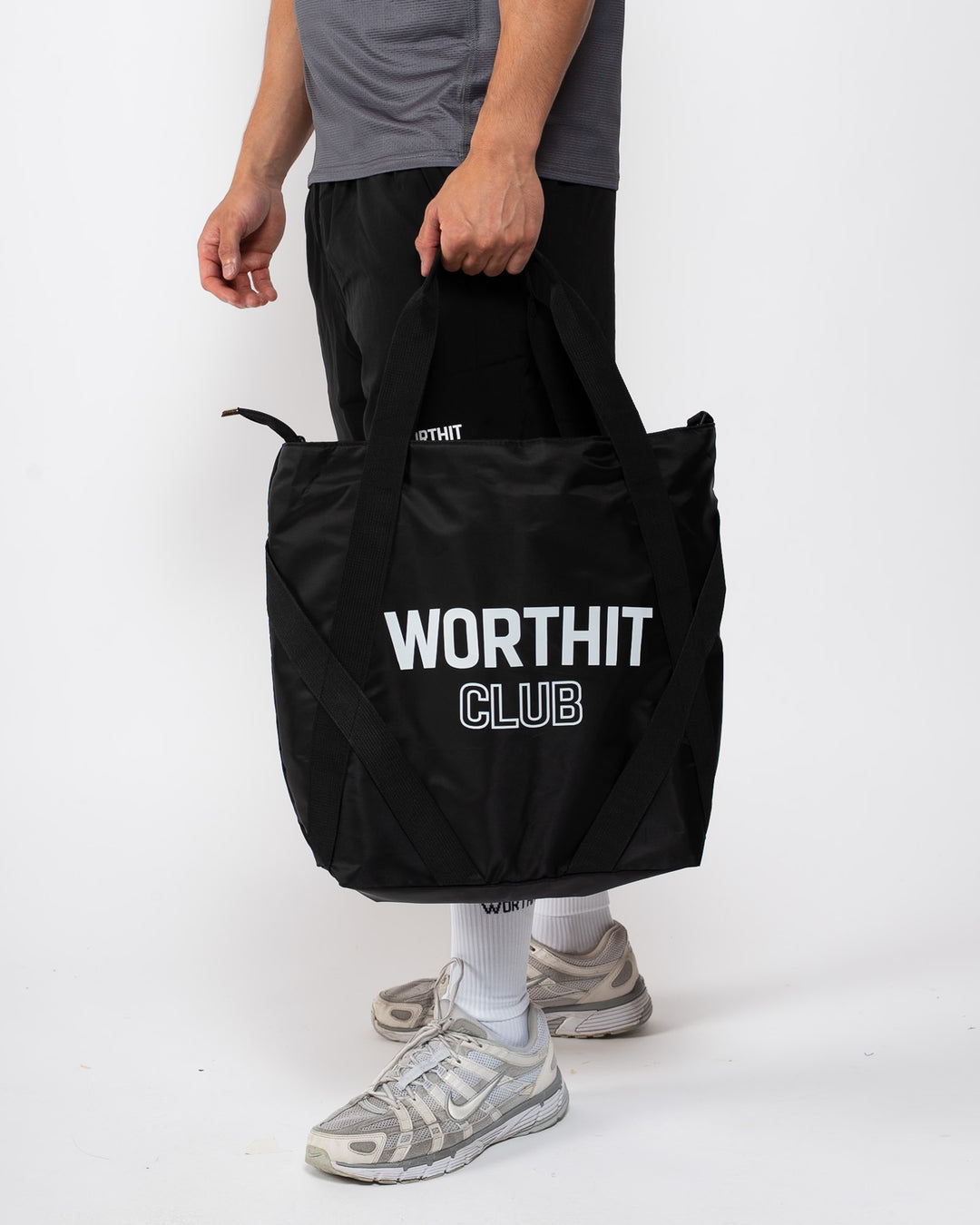 NYLON TOTE BAG - WORTHIT CLUB